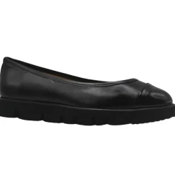 Daphne - Black Leather