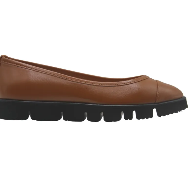 Daphne - Praline Leather