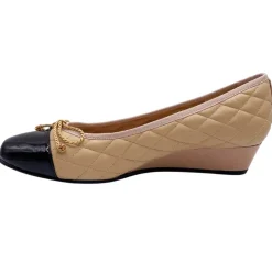 Deluxe - Beige and Black Leather
