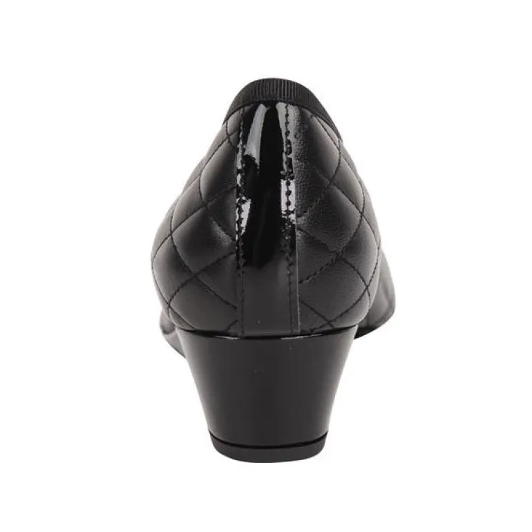 Deluxe - Black Leather