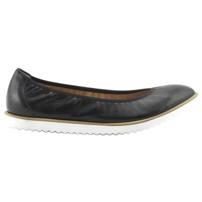 Doorway - Black Leather