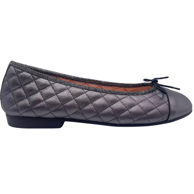 Heros - Pewter Leather