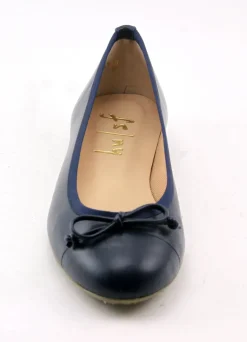 Index - Navy Leather