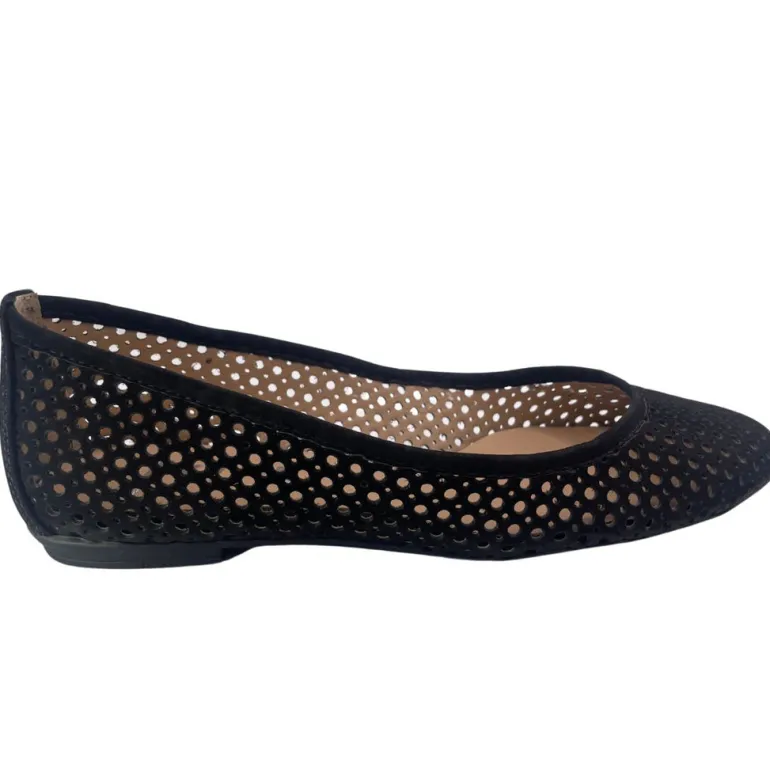 League - Black Nubuck