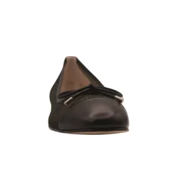 Myth - Black Leather