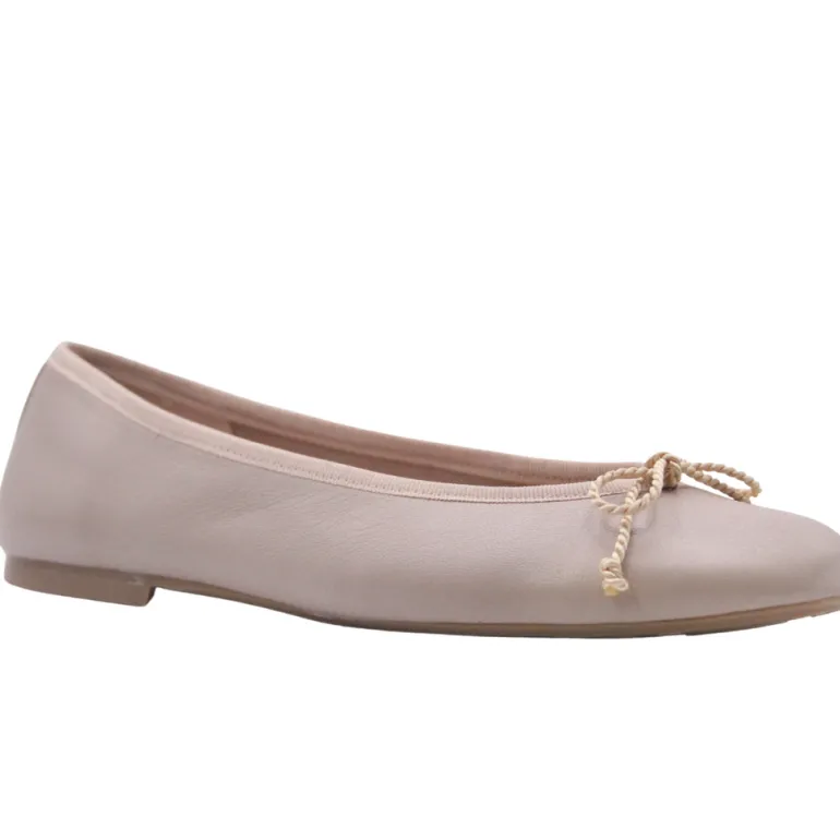 Pearl - Nude Leather