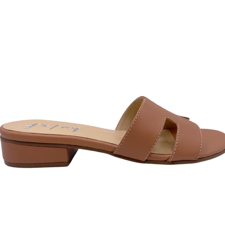 Riviera - Camel Leather