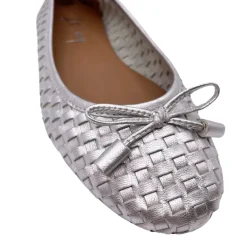 Vogue - Silver Leather